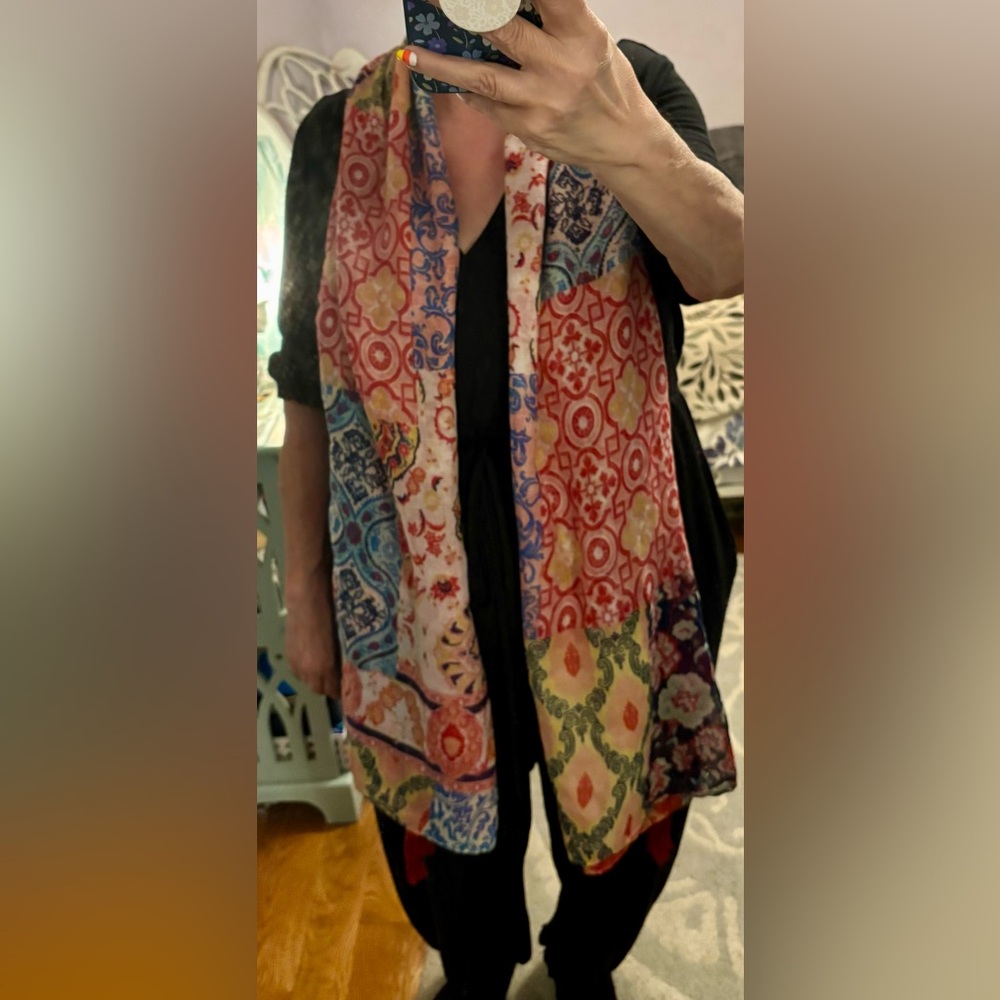 Multicolored Scarf - Picture 4 of 5